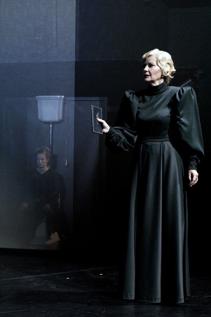 Michalina Łabacz (Mela Dulska), Małgorzata Kożuchowska (Pani Dulska). Fot. Tobiasz Papuczys
